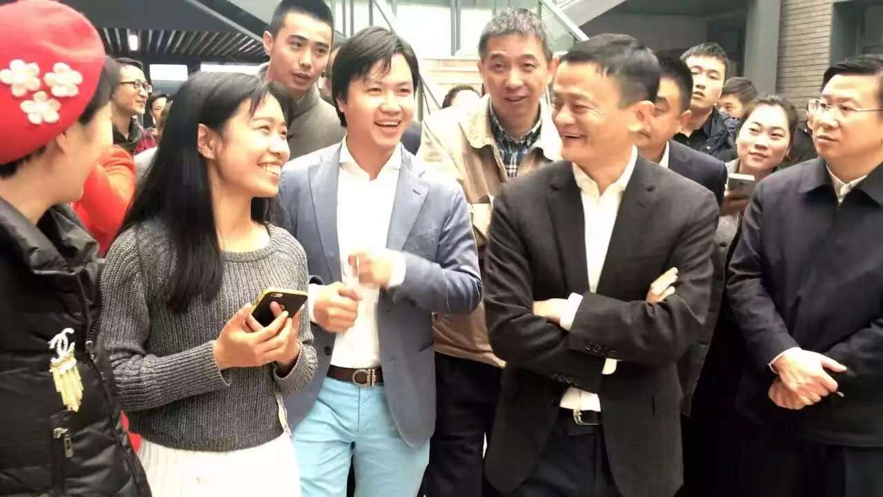 马云